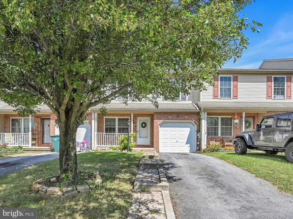 105 Larkspur Dr, Quarryville, PA 17566