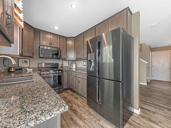 4th image of 816 Grant Dr