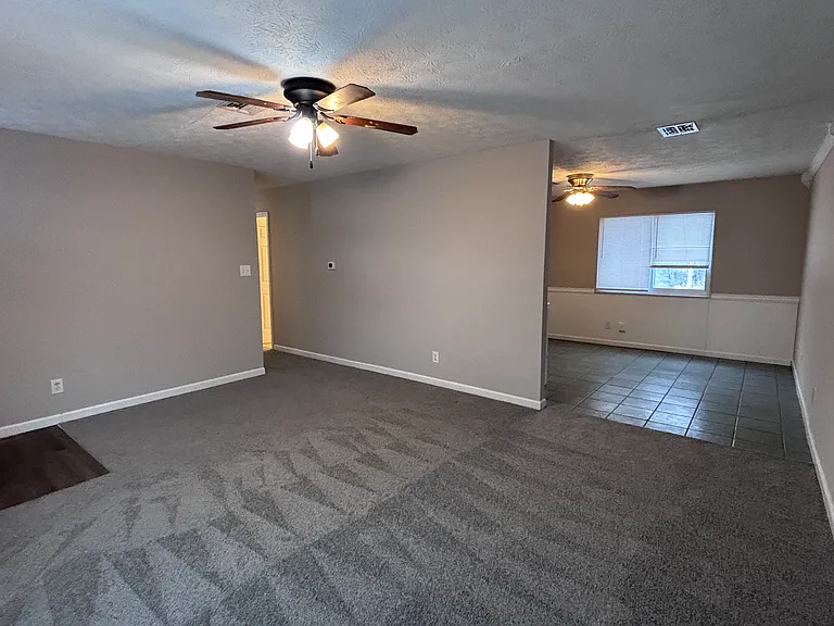 4003 Carlton Ave — Photo 6