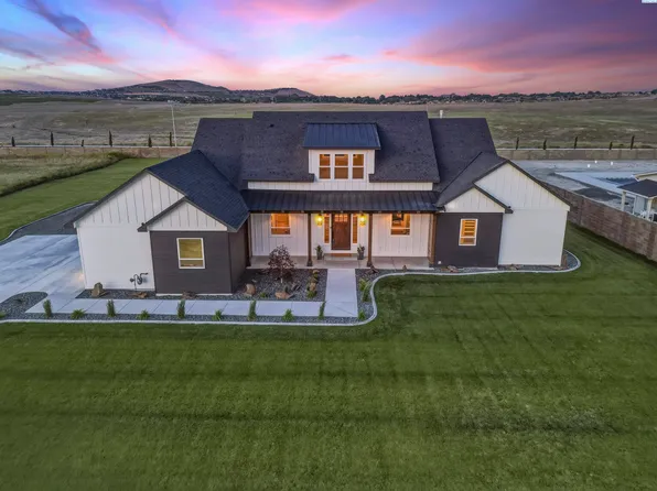 7007 Grange St, Kennewick, WA 99338