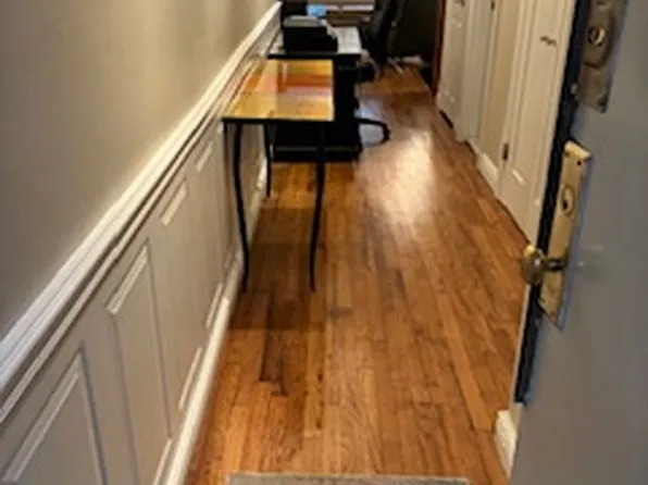 314 W 56th St APT 2A, New York, NY 10019