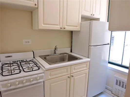 Rented by City & Suburban | media 19