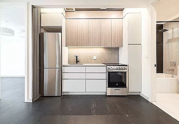 2nd image of 224 Winthrop St #4B