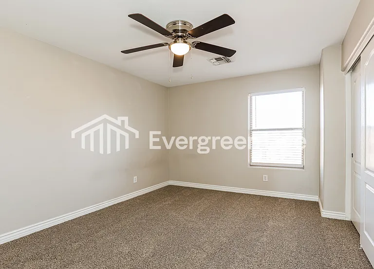12432 W San Miguel Ave — Photo 11