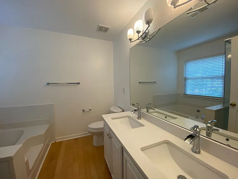9014 Blueshot Ct — Photo 22