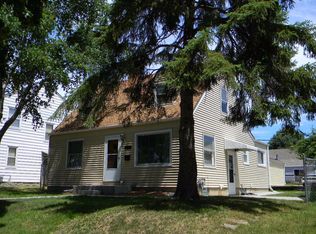 3526 N 100th St, Milwaukee, WI 53222