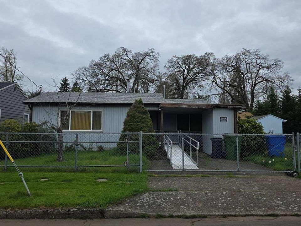 1st image of 2375 Hyde St SE