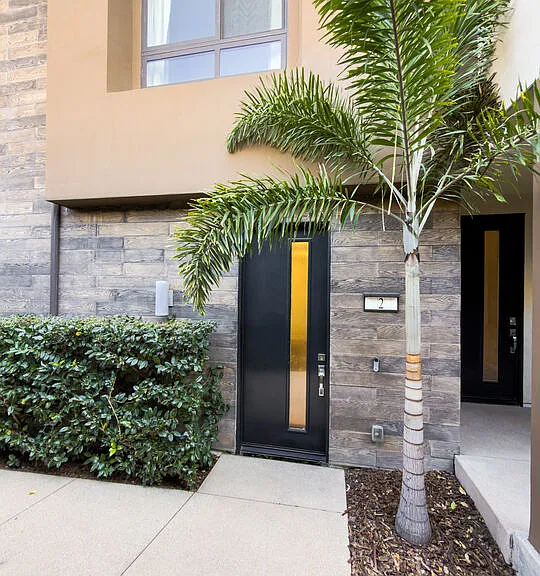 2111 N Cahuenga Blvd #2 — Photo 5