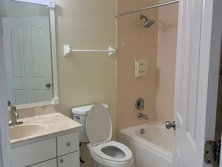 258 Shadydale Ct — Photo 7