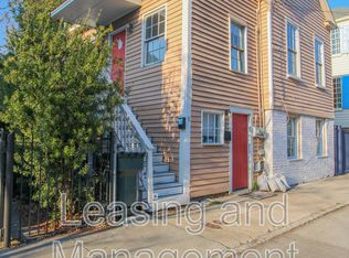 8 Hampden Ct APT B, Charleston, SC 29403