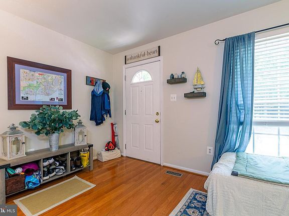 5th image of 13662 Barren Springs Ct