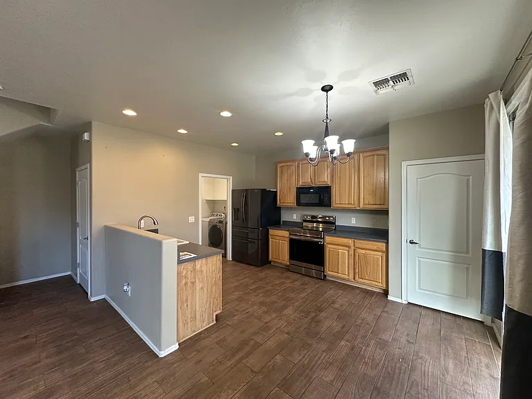 7033 S Parsnip Ln — Photo 6