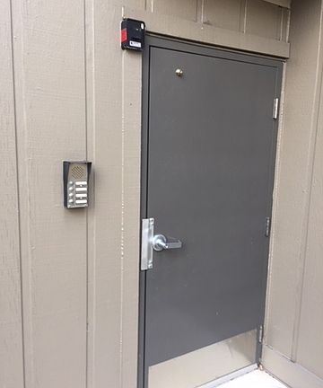 3rd image of 29W410 Emerald Green Dr Unit H