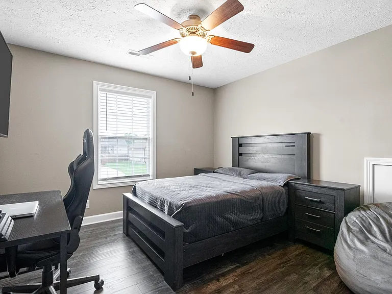 2831 Chatfield Dr — Photo 25