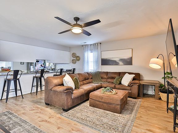 2nd image of 4592 Lomax Ct. #4592