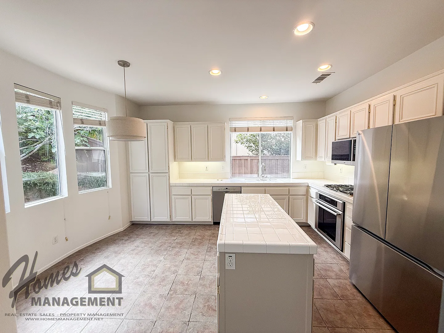 Homes Management - Carlsbad Home — Photo 2