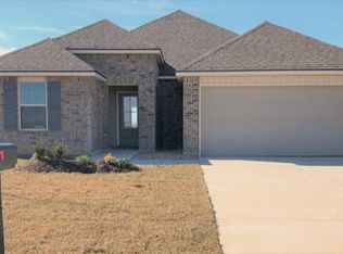 1805 Highland Dr, New Iberia, LA 70560