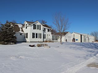 1202 N Canfield Rd, Waterloo, IA 50703