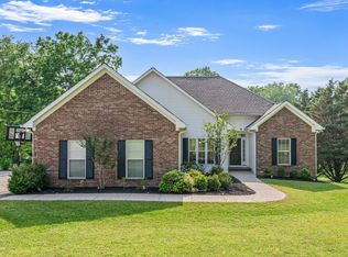 1685 Center Star Rd, Columbia, TN 38401