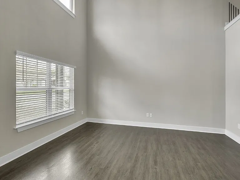 148 Cox St — Photo 11