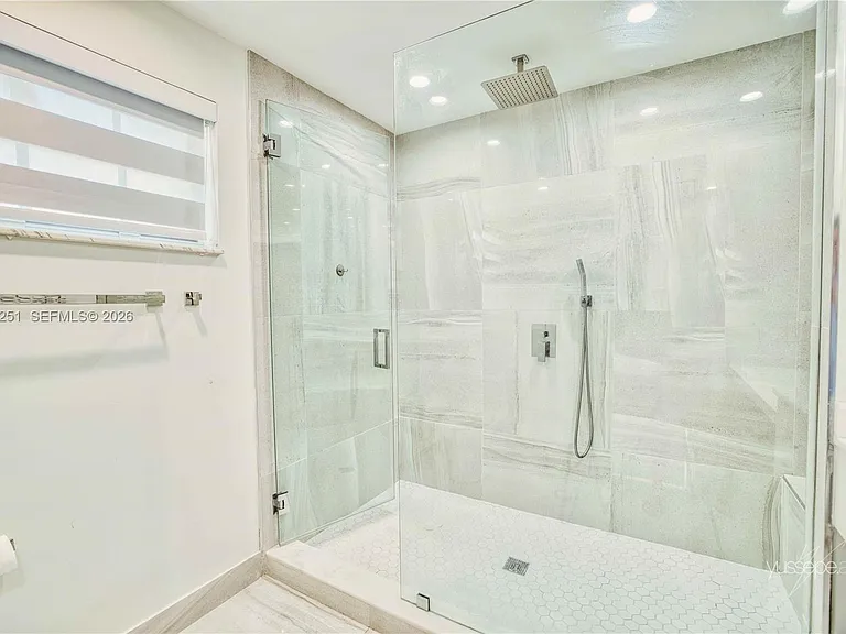 15151 NW 6th Ct — Photo 27