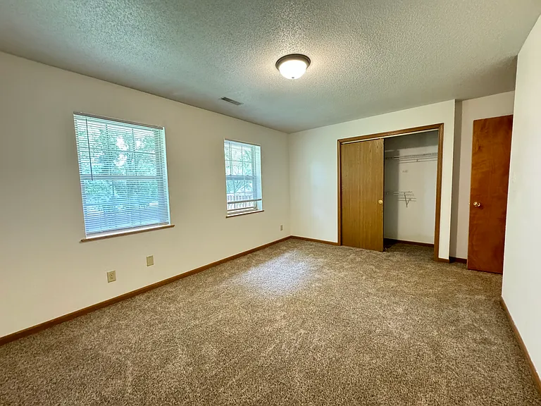 170 W Pioneer Rd #208 — Photo 14