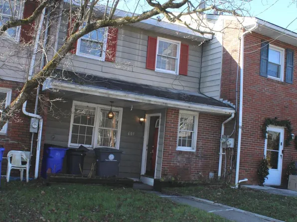 605 Manatawny St, Pottstown, PA 19464