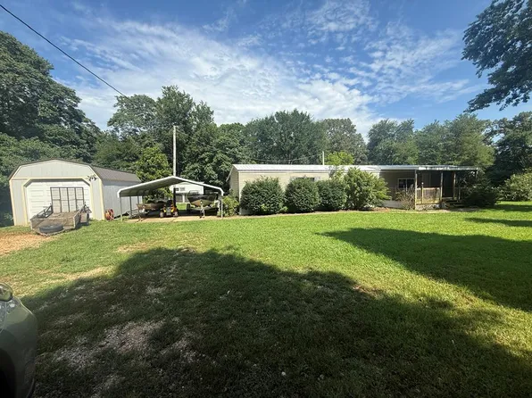 2226 Swor Rd, Springville, TN 38256