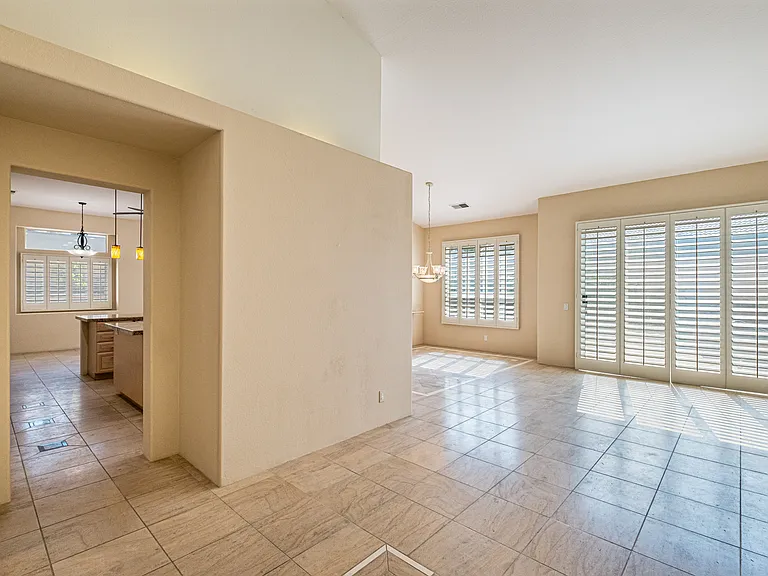 44965 Malia Cir — Photo 7