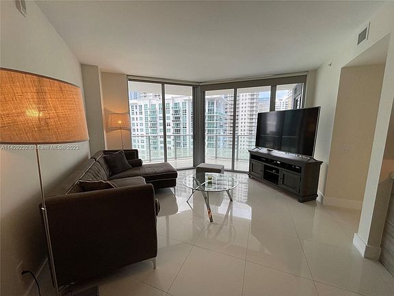 5th image of 1300 Brickell Bay Dr APT 2010