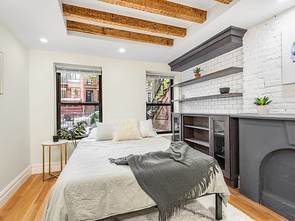 3rd image of 750 Hancock St #1