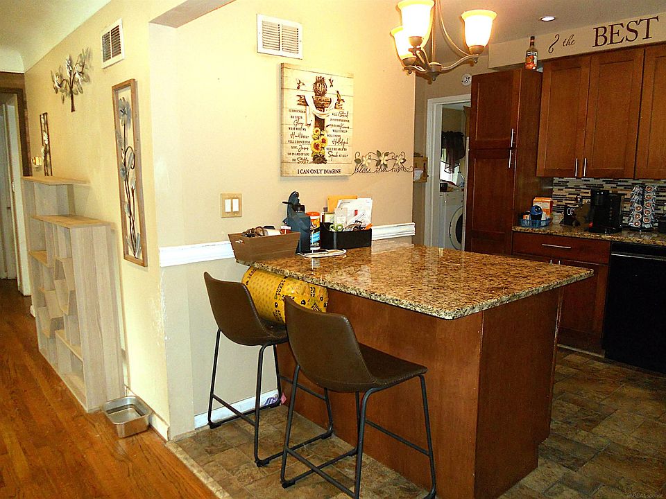 15232 Melrose St, photo 14