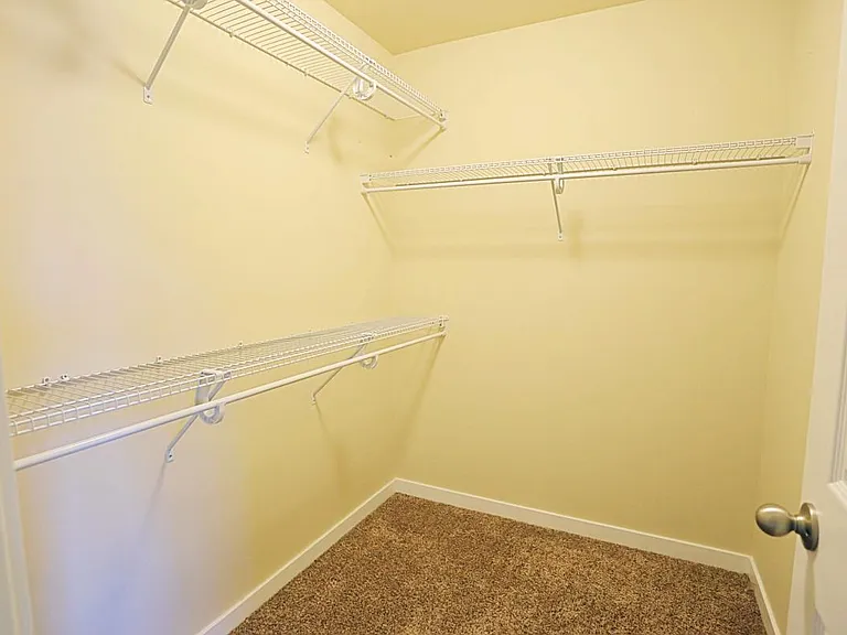 7429 NE 56th St — Photo 13