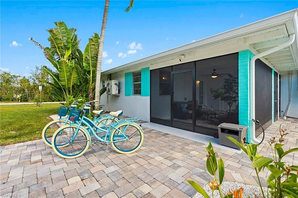 1 bed, 1.0 bath, 600 sqft, $7,500 — Photo 2
