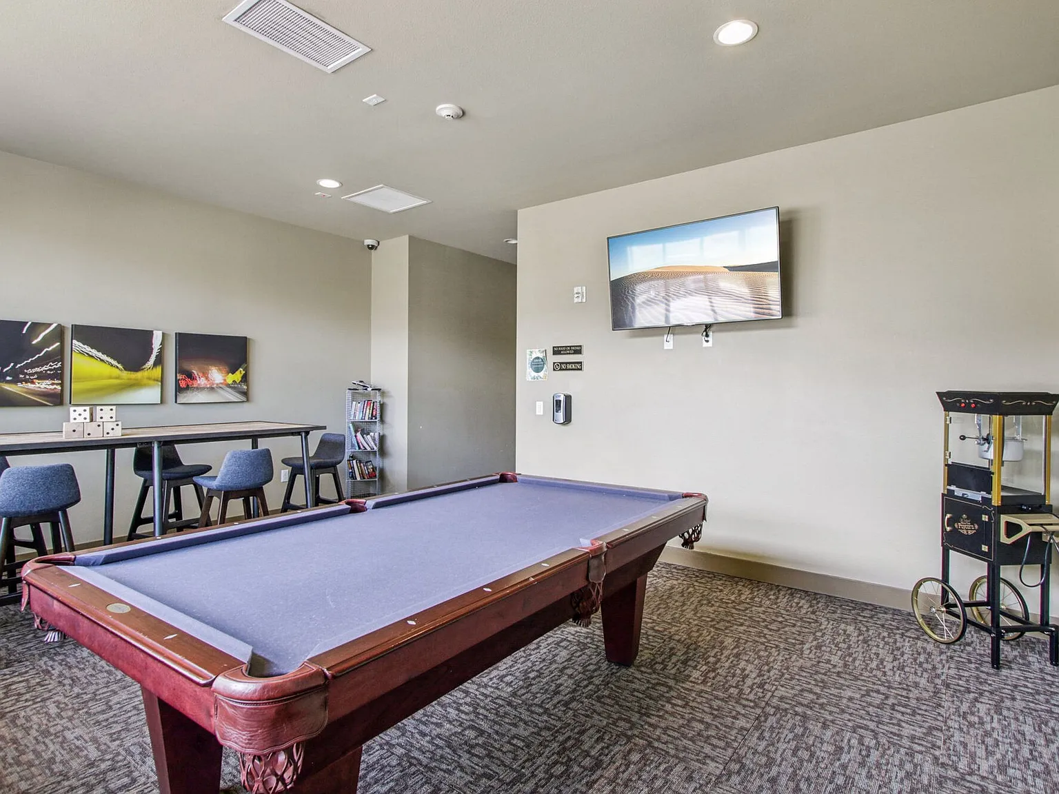 Copper Peak Apartments — Photo 2