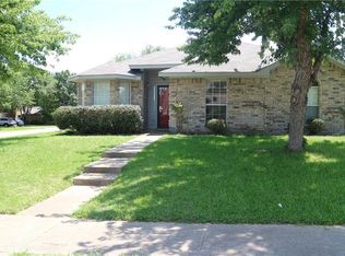 1129 Grounds Rd, Cedar Hill, TX 75104