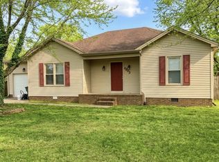 8639 Churchill Dr, Oak Grove, KY 42262