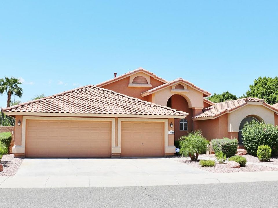 1st image of 19724 N 78th Ln