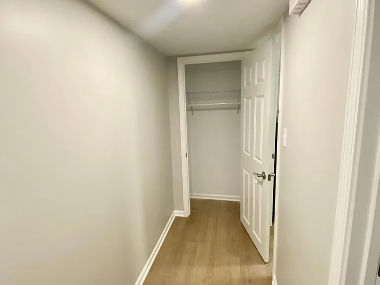 715 E Joliet St — Photo 14