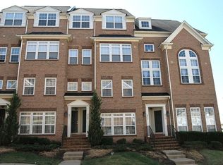 9509 Walker Way, Manassas Park, VA 20111