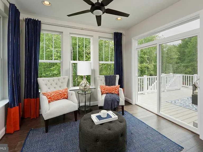 3348 Burton Dr — Photo 12
