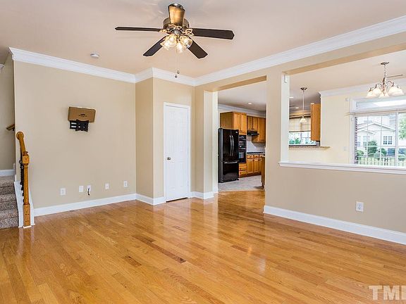 4th image of 519 Camden Yards Way