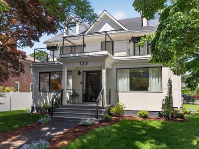 123 Auburn St #1, Auburndale, MA, 02466