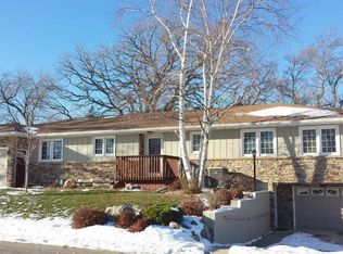 1823 Brookside Cir, Albert Lea, MN 56007