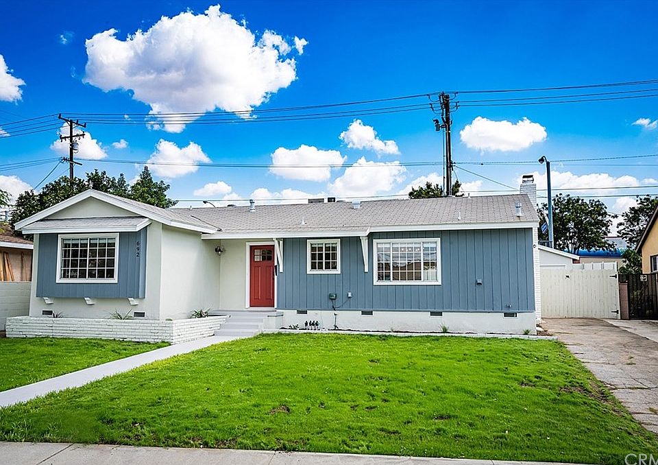 1st image of 692 Gleneagles Ave