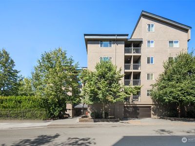 14300 32nd Avenue NE #202, Seattle, WA, 98125