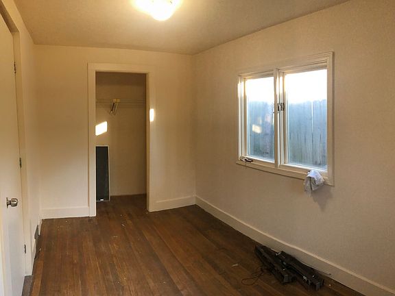 5th image of 1401 Sherwood Ave