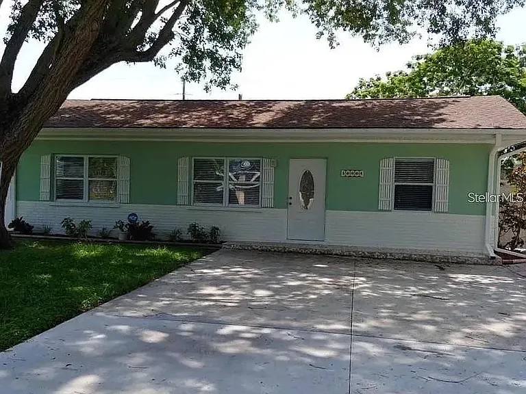 5909 Albert Pl — Photo 1