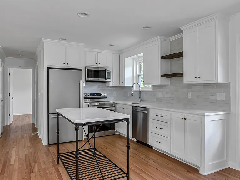 106 Scruggs Ave — Photo 10