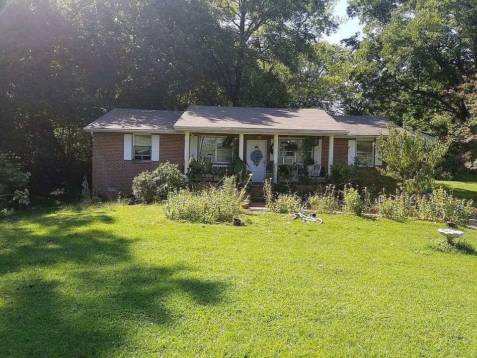 2nd image of 834 Stokesland Avenue Ext